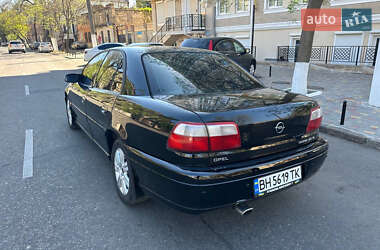 Седан Opel Omega 2002 в 
