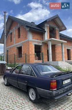 Седан Opel Omega 1987 в Львове