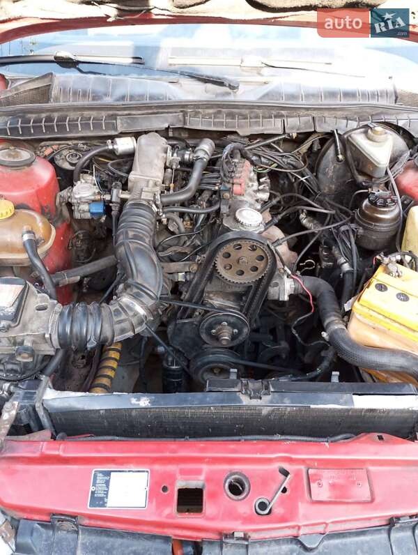 Седан Opel Omega 1987 в Чуднове