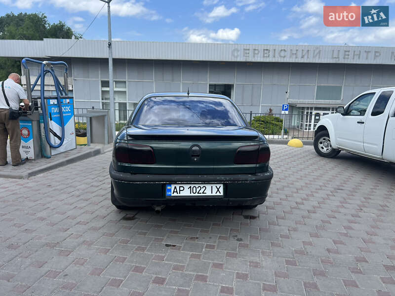 Седан Opel Omega 1994 в Запоріжжі
