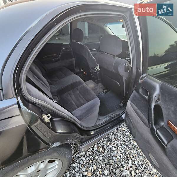 Седан Opel Omega 1998 в Люботине