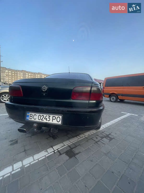 Седан Opel Omega 1996 в Рівному