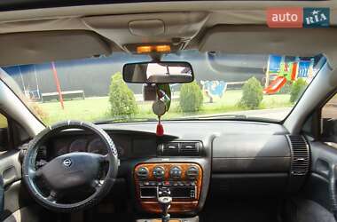 Седан Opel Omega 1999 в 