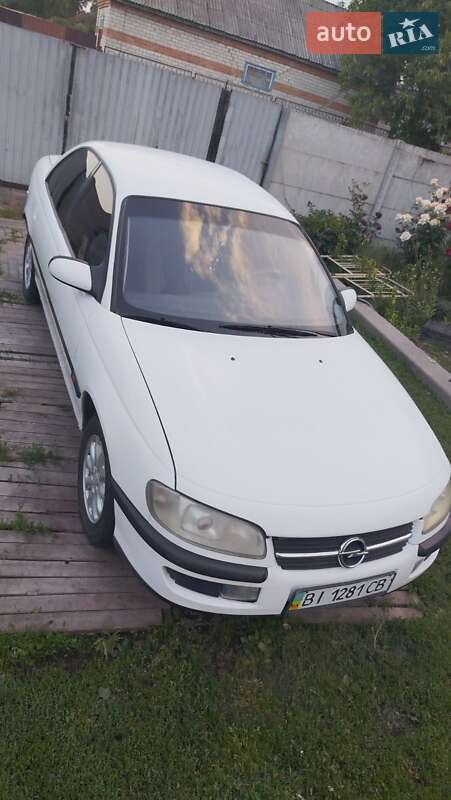 Седан Opel Omega 1998 в Кременчуге