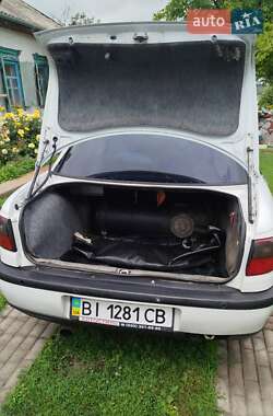 Седан Opel Omega 1998 в 