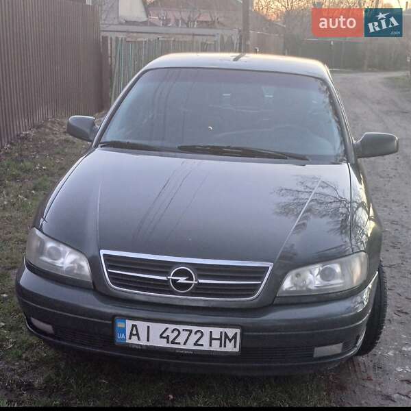 Седан Opel Omega 2000 в Боровій