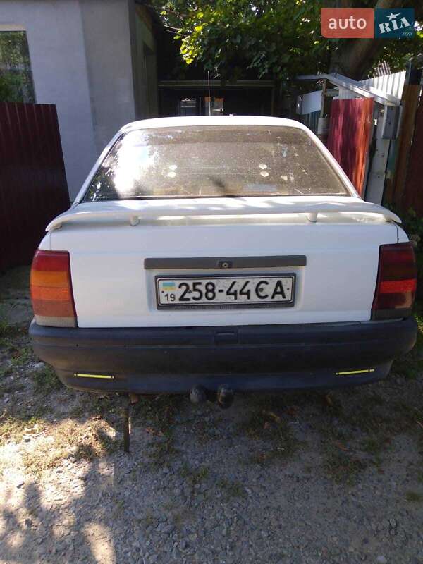 Седан Opel Omega 1989 в Диканьці фото 5 Седан Opel Omega 1989 в Диканьці