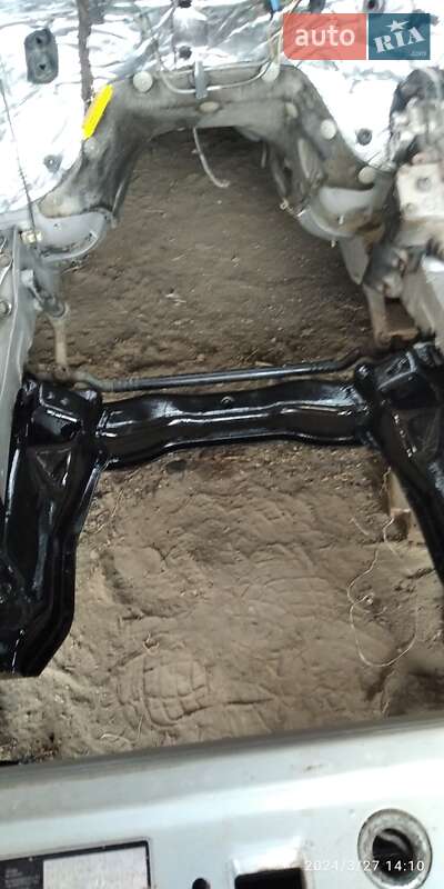 Седан Opel Omega 1988 в Хотине