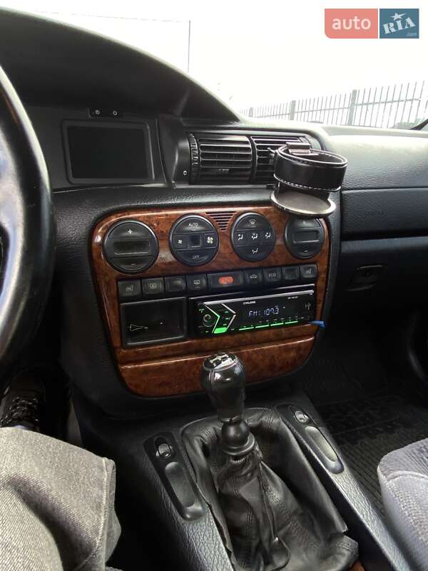 Седан Opel Omega 1996 в Луцке фото 36 Седан Opel Omega 1996 в Луцке