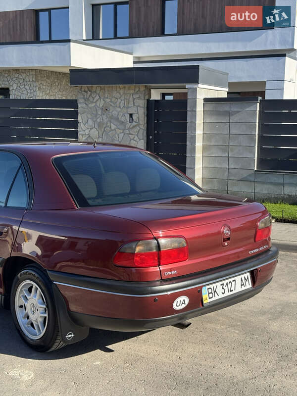Седан Opel Omega 1999 в Ровно