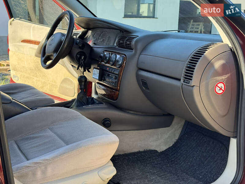 Седан Opel Omega 1999 в Ровно