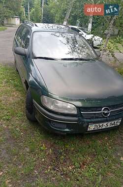 Универсал Opel Omega 1995 в Першотравенске