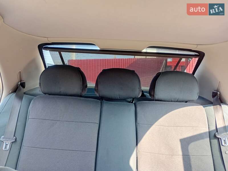 Седан Opel Omega 1998 в Львове