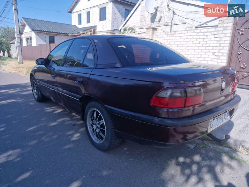 Седан Opel Omega 1995 в Одессе