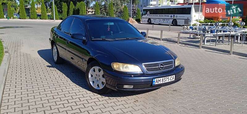 Седан Opel Omega 2000 в Житомире