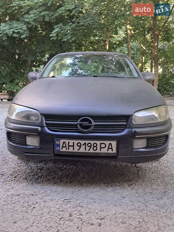 Седан Opel Omega 1997 в Харкові