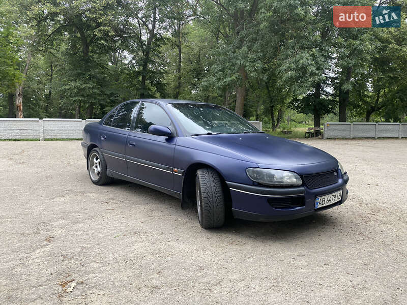 Седан Opel Omega 1999 в Могилев-Подольске