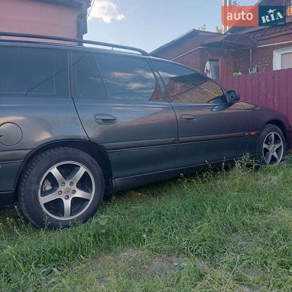 Універсал Opel Omega 1996 в Житомирі