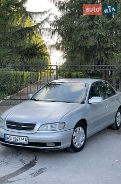 Седан Opel Omega 2001 в Хмельнике
