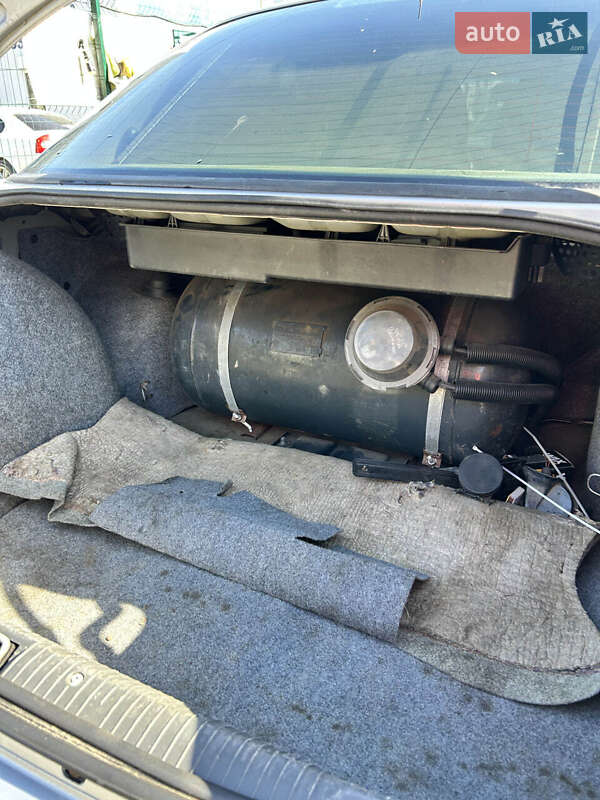 Седан Opel Omega 2000 в Сумах