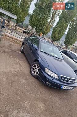 Седан Opel Omega 2000 в Черкассах