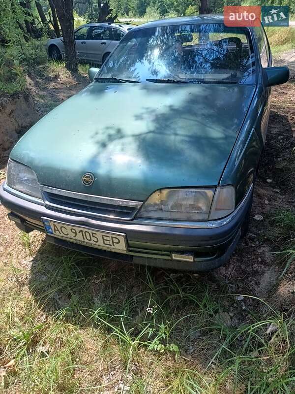 Седан Opel Omega 1992 в 