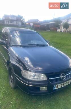 Седан Opel Omega 1999 в Верховине