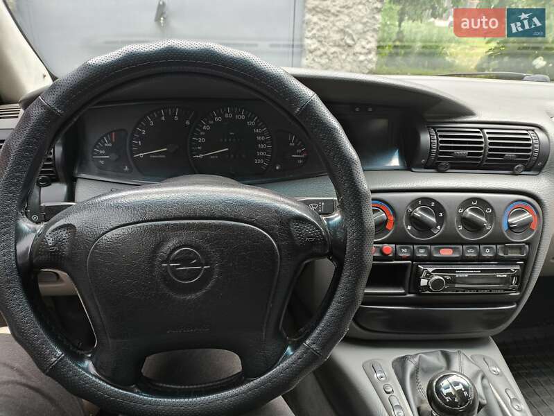 Седан Opel Omega 1994 в Сновске фото 9 Седан Opel Omega 1994 в Сновске