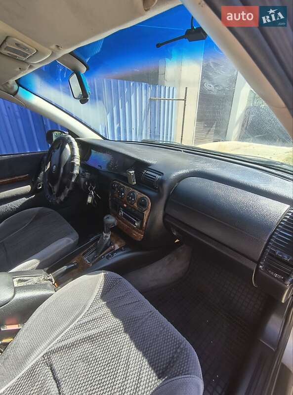 Седан Opel Omega 1996 в Нікополі фото 17 Седан Opel Omega 1996 в Нікополі