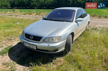 Седан Opel Omega 2001 в Чернівцях