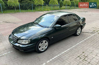 Седан Opel Omega 2002 в Києві