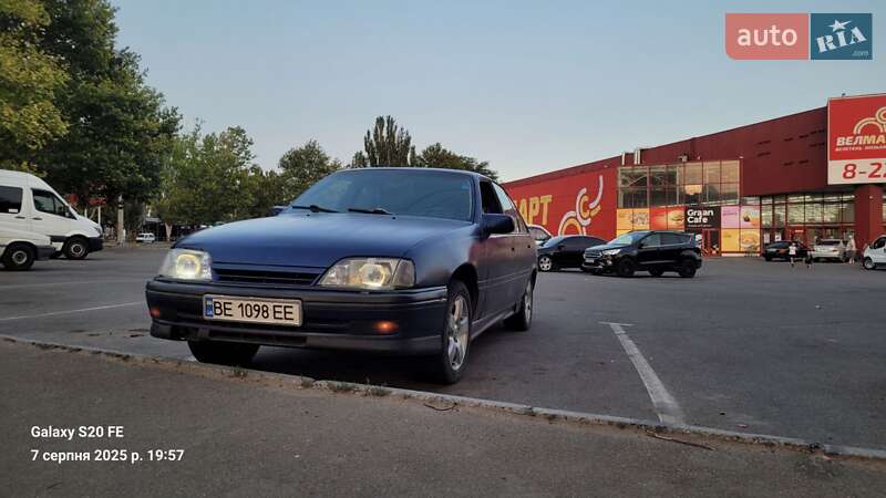 Седан Opel Omega 1990 в Николаеве фото 5 Седан Opel Omega 1990 в Николаеве