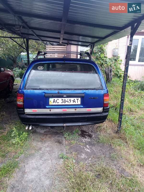 Універсал Opel Omega 1988 в Сарнах