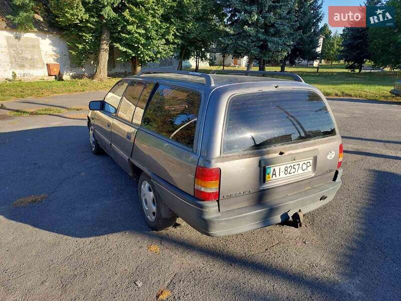 Универсал Opel Omega 1989 в Березане