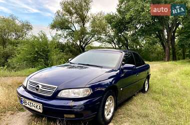 Седан Opel Omega 2000 в Ямполі