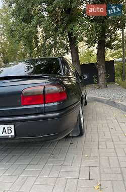 Седан Opel Omega 1997 в Днепре