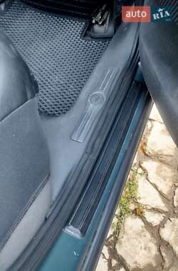 Седан Opel Omega 2002 в 