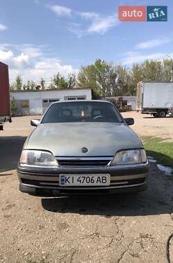 Седан Opel Omega 1992 в Черкасах