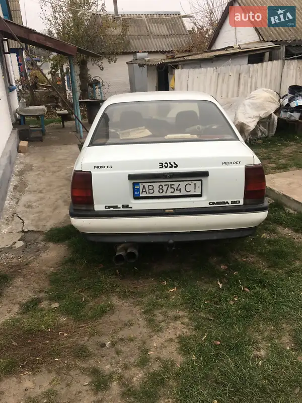 Opel Omega 1990