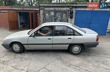 Седан Opel Omega 1987 в 