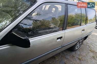 Универсал Opel Omega 1987 в Смеле