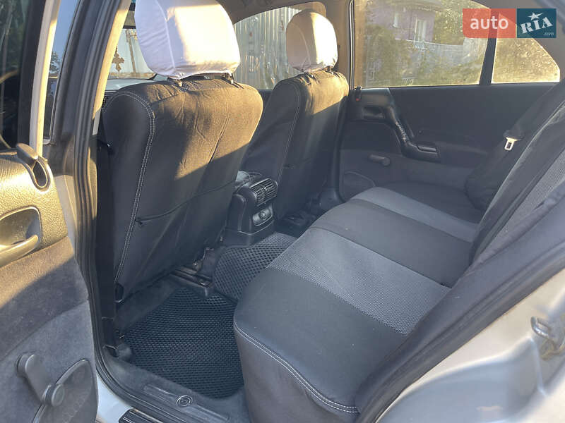 Седан Opel Omega 1996 в Шостці