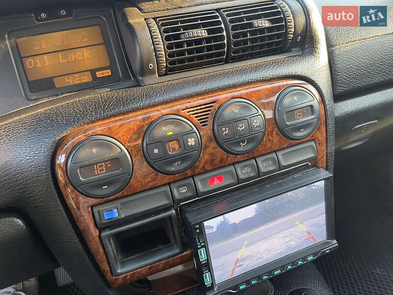 Седан Opel Omega 1996 в Шостці