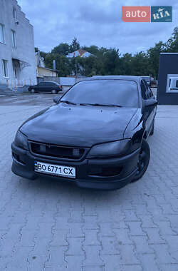 Седан Opel Omega 1998 в Бучачі