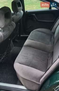 Седан Opel Omega 1993 в 