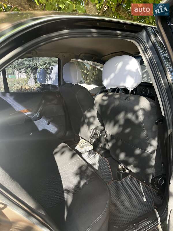 Седан Opel Omega 1998 в Нікополі фото 9 Седан Opel Omega 1998 в Нікополі