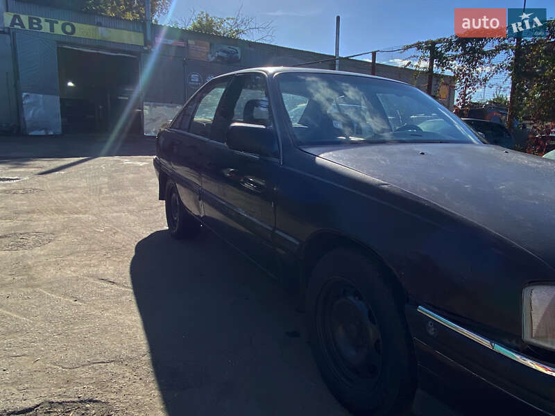 Седан Opel Omega 1991 в Києві