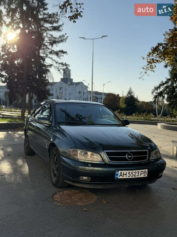 Opel Omega 2001