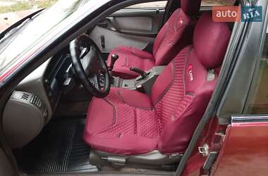 Седан Opel Omega 1990 в 