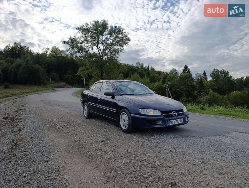 Седан Opel Omega 1997 в Сколе